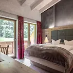 Hotel Seehotel St Hubertus Pertisau
