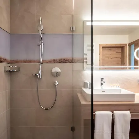 Seehotel St Hubertus Otel Pertisau