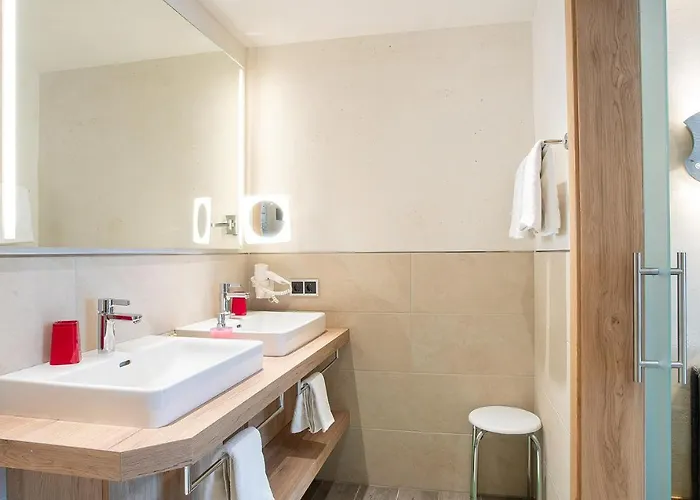 فندق Seehotel St Hubertus 3*