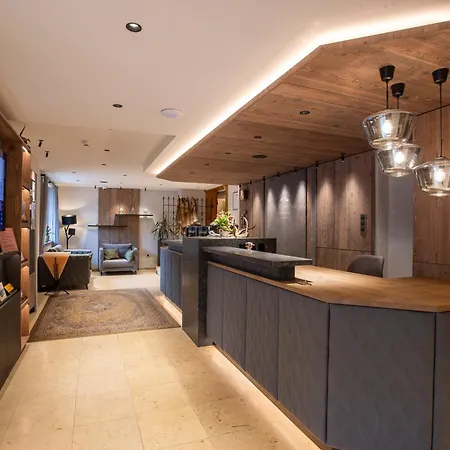Seehotel St Hubertus Hotell Pertisau